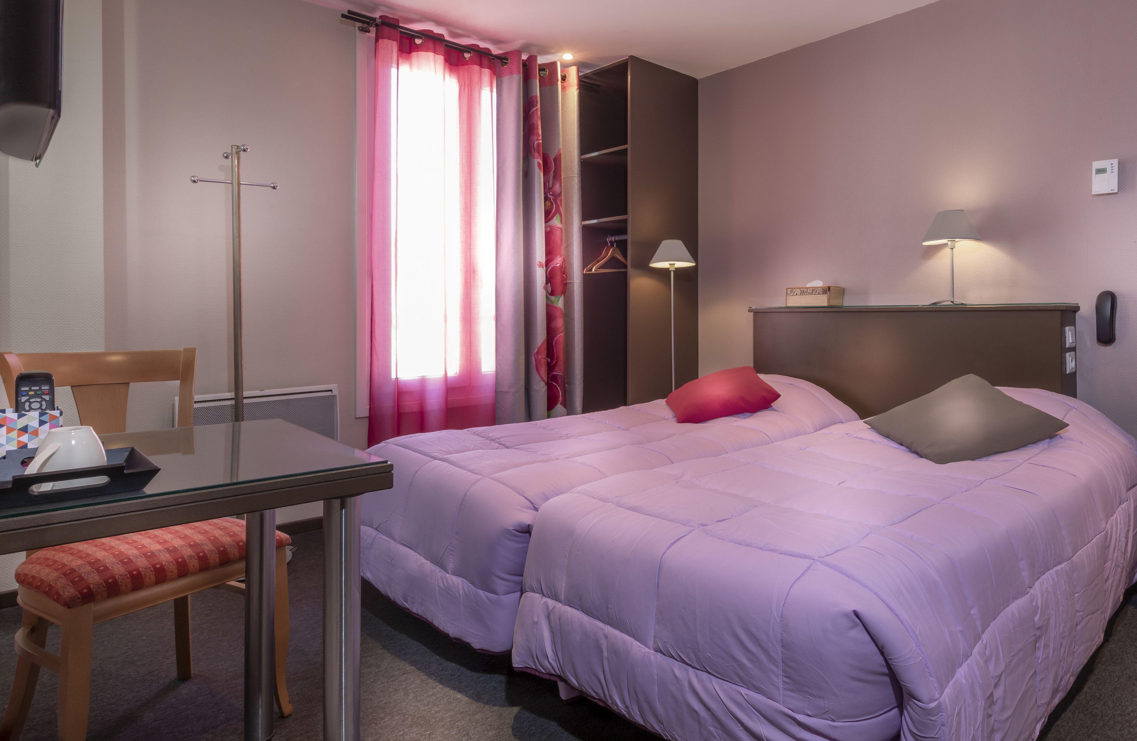 Hotel Montsouris Orléans *