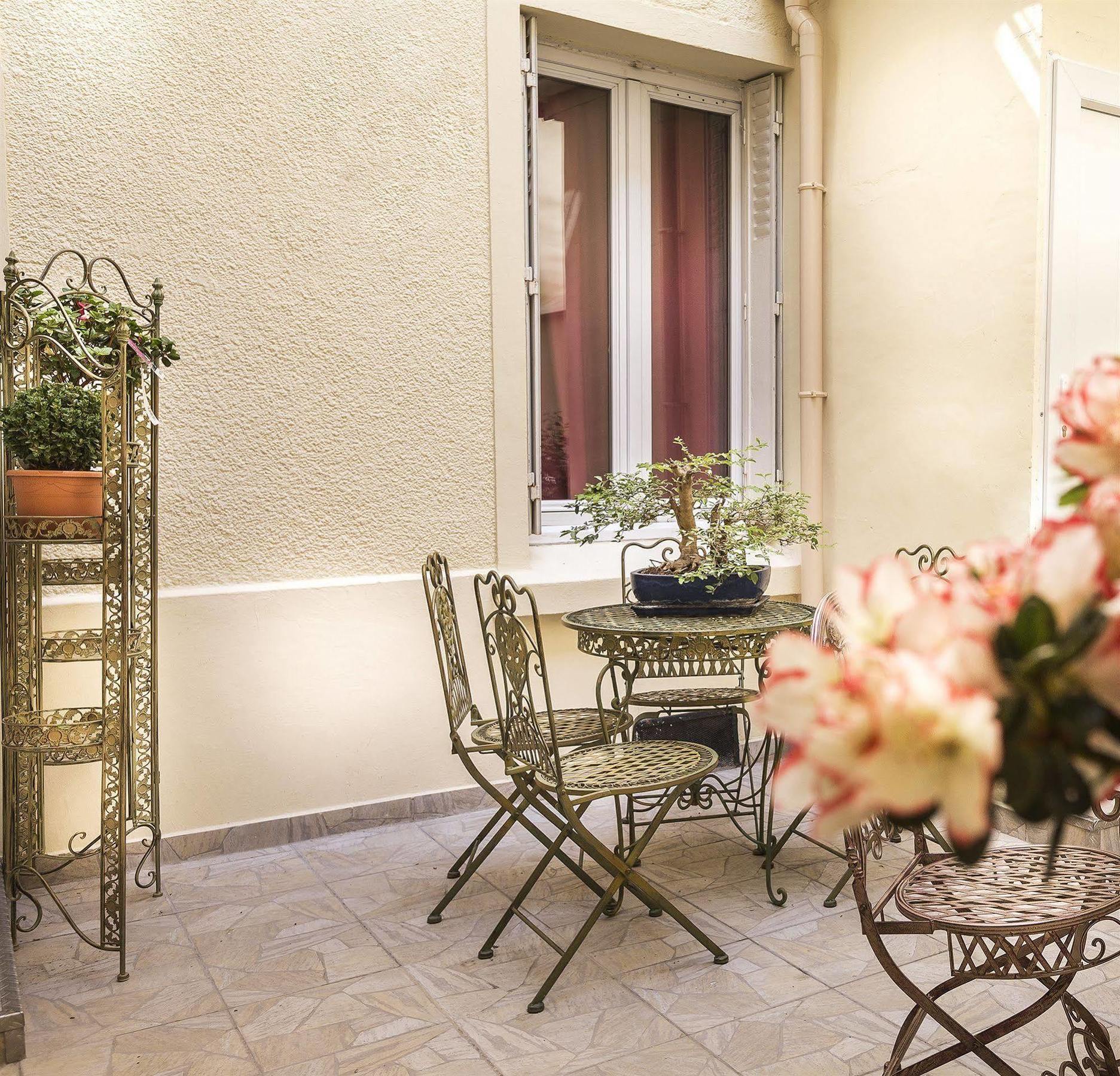 Montsouris Orléans Hotel *